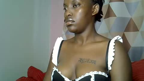 Snapshot of charmingdime chatting on 06.06.26 charmingdime online show from 06.06.26