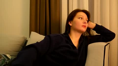 Snapshot of charmingkatie chatting on 02.19.26 katie online show from 02.19.26