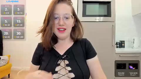 Snapshot of charmygrace chatting on 07.20.26 Grace online show from 07.20.26