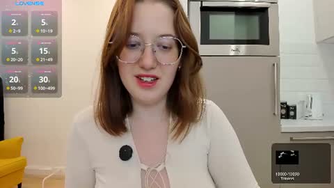 Snapshot of charmygrace chatting on 08.04.26 Grace online show from 08.04.26
