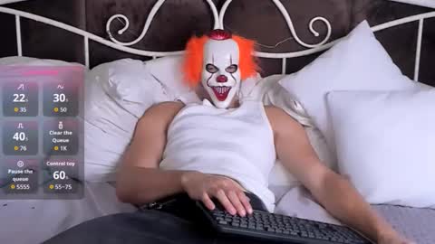 Snapshot of chase_muscular chatting on 10.31.25 Chase online show from 10.31.25