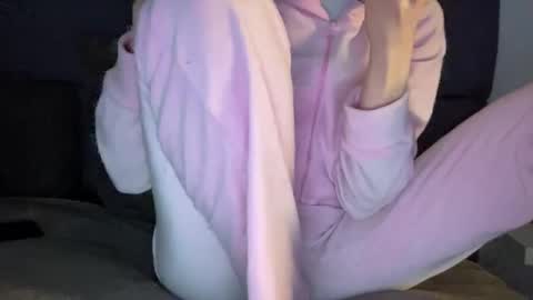 Vicky online show from 05.03.26