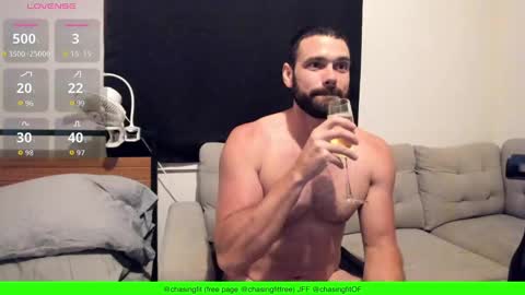 Snapshot of chasemason20 chatting on 09.18.25 Onlyfans chasingfit Instagram the arguer Twitter chasingfitOF online show from 09.18.25