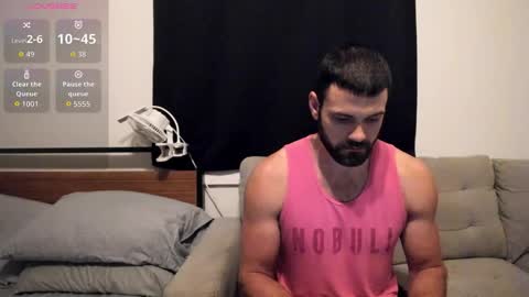 Snapshot of chasemason20 chatting on 11.11.25 Onlyfans chasingfit Instagram the arguer Twitter chasingfitOF online show from 11.11.25