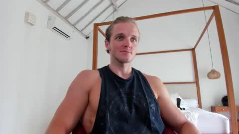 Snapshot of chasereed_ chatting on 02.08.26 Chase Reed online show from 02.08.26