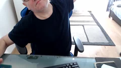 Snapshot of chatskor chatting on 02.20.25 Egor Skornyakov online show from 02.20.25