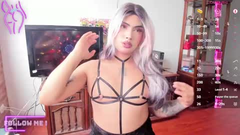 Snapshot of chaturmodels chatting on 02.06.25 Sophie online show from 02.06.25