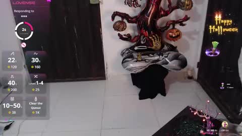 Snapshot of chayla_ruiz chatting on 10.28.25 CHAYLA VICTORIA RUIZ online show from 10.28.25