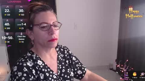 Snapshot of chayla_ruiz chatting on 11.06.25 CHAYLA VICTORIA RUIZ online show from 11.06.25