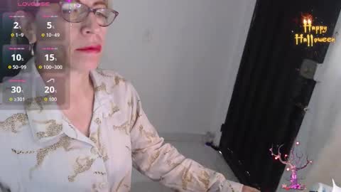 Snapshot of chayla_ruiz chatting on 11.07.25 CHAYLA VICTORIA RUIZ online show from 11.07.25