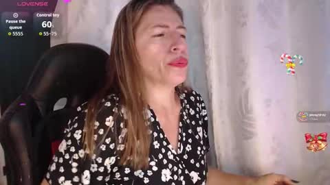 Snapshot of chayla_ruiz chatting on 12.13.25 CHAYLA VICTORIA RUIZ online show from 12.13.25