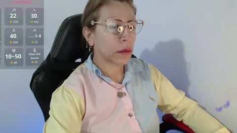 CHAYLA VICTORIA RUIZ  online show from 06.25.26