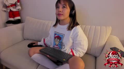 Regina Phalange online show from 01.06.25