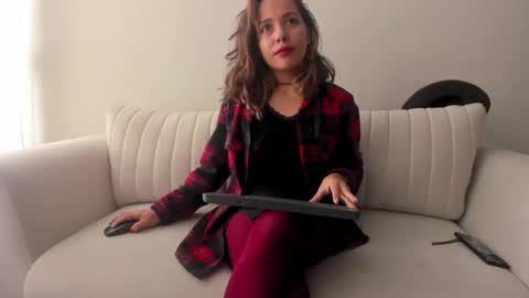 Regina Phalange online show from 03.07.25