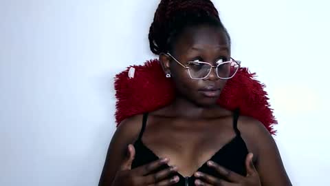 cheeky_charms online show from 09.25.25