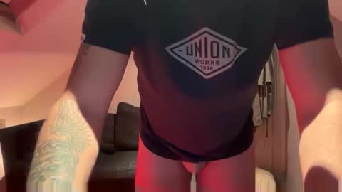 Snapshot of cheekylondon70 chatting on 11.20.25 Cheekylondon online show from 11.20.25