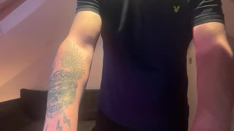 Cheekylondon online show from 04.08.26