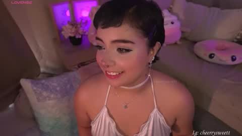 Snapshot of cheerrysweett chatting on 03.25.26 Baby Cherry online show from 03.25.26