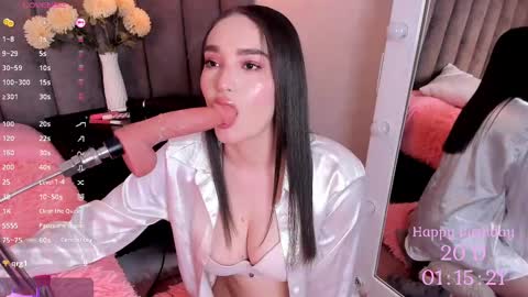 Snapshot of chelsea_bolton_ chatting on 09.23.25 chelsea_bolton_ online show from 09.23.25