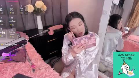 Snapshot of chelsea_bolton_ chatting on 10.15.25 chelsea_bolton_ online show from 10.15.25