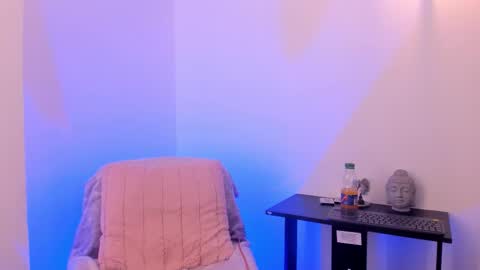 Chelsea  online show from 11.18.25