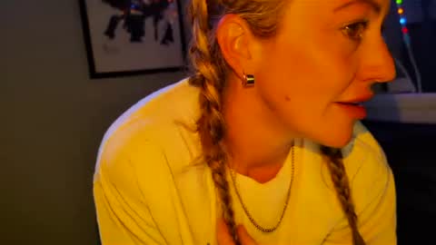 Snapshot of chelseelynn chatting on 02.07.26 chelsee lynn online show from 02.07.26