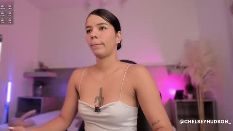 Snapshot of chelsey_hudson chatting on 09.13.25 chelsey_hudson online show from 09.13.25