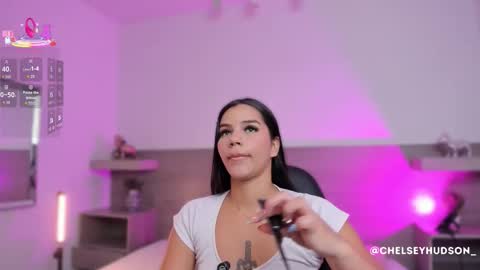 Snapshot of chelsey_hudson chatting on 11.27.25 chelsey_hudson online show from 11.27.25