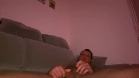 Snapshot of chemnitz09131 chatting on 10.09.25 Ad1i.x online show from 10.09.25