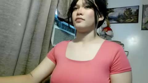 Snapshot of chennybbgirl chatting on 09.16.25 chenny online show from 09.16.25