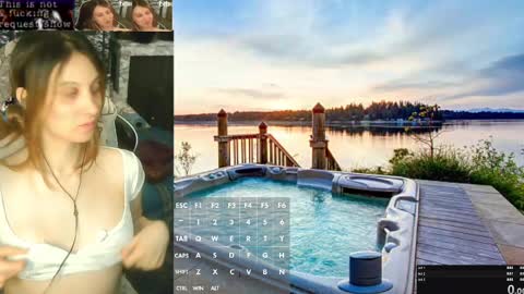 Snapshot of cheontele chatting on 11.10.25 cheontele online show from 11.10.25