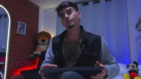 Snapshot of chepe_fit chatting on 04.05.26 chepe vause online show from 04.05.26