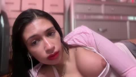 Snapshot of cherliecarmen chatting on 01.27.25 cherliecarmen online show from 01.27.25