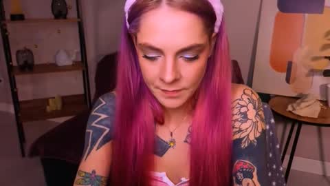 Snapshot of cherrie_sherry chatting on 03.05.26 Sherry online show from 03.05.26