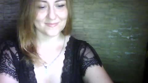 Snapshot of cherry04383 chatting on 07.25.26 cherry04383 online show from 07.25.26