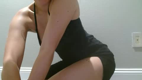 Snapshot of cherry7_7 chatting on 11.01.25 cherry7_7 online show from 11.01.25