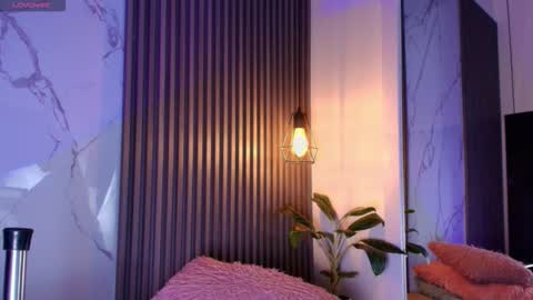 C H E R R Y  online show from 12.01.25