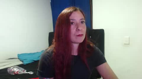 Snapshot of cherry_cam30 chatting on 12.20.24 cherry aleja online show from 12.20.24