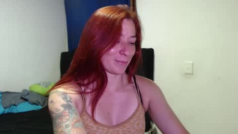 Snapshot of cherry_cam30 chatting on 01.17.25 cherry aleja online show from 01.17.25