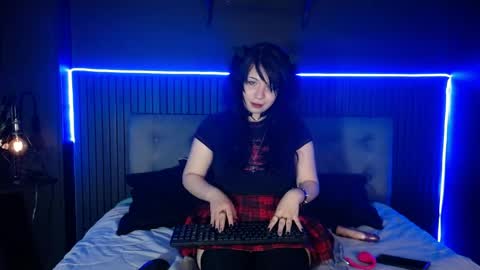 cherry_darck online show from 04.24.26