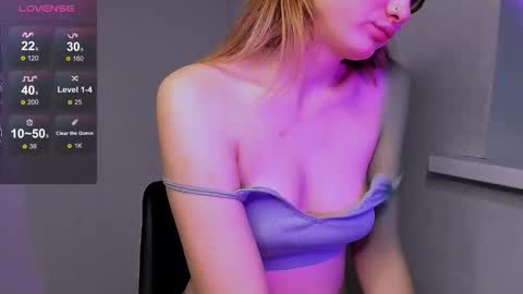 Snapshot of cherry_doll_0 chatting on 10.29.25 cherry_doll_0 online show from 10.29.25