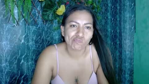 Snapshot of cherry_provocation chatting on 10.08.25 cherry online show from 10.08.25