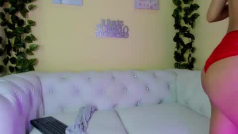 Snapshot of cherry_sussan chatting on 12.13.24 Sussan Cherry online show from 12.13.24