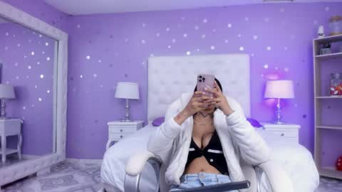 Snapshot of cherry_sussan chatting on 02.18.25 Sussan Cherry online show from 02.18.25