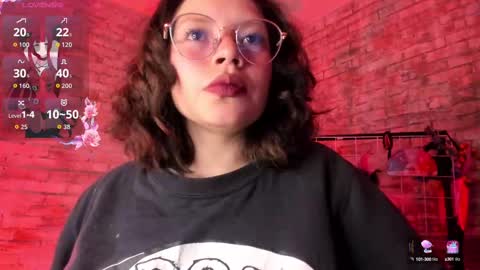     online show from 10.03.25