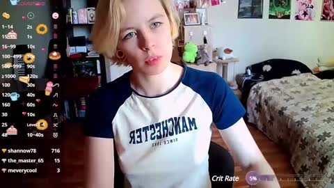 Snapshot of cherrybaby_0 chatting on 12.17.24 cherrybaby_0 online show from 12.17.24