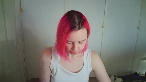 Snapshot of cherrybaby_0 chatting on 01.14.26 cherrybaby_0 online show from 01.14.26