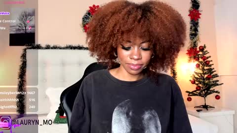 Snapshot of cherrybr_ chatting on 12.27.24 Cherry Lady online show from 12.27.24