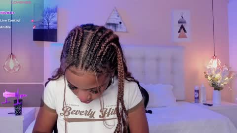 Snapshot of cherrybr_ chatting on 02.07.25 Cherry Lady online show from 02.07.25