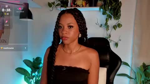 Snapshot of cherrybr_ chatting on 09.11.25 Cherry Lady online show from 09.11.25